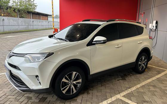 TOYOTA RAV4 2.0 TOP 4X2 16V GASOLINA 4P AUTOMÁTICO